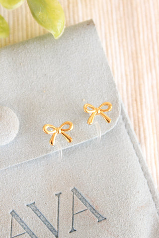 Barbie - Gold Clip-On Studs