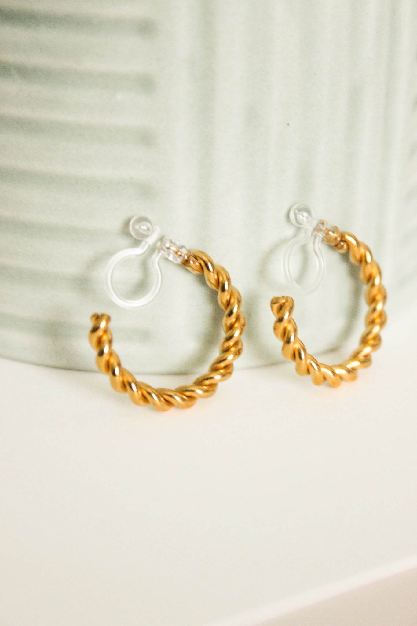 Alice - 21MM Gold Clip-On Earrings