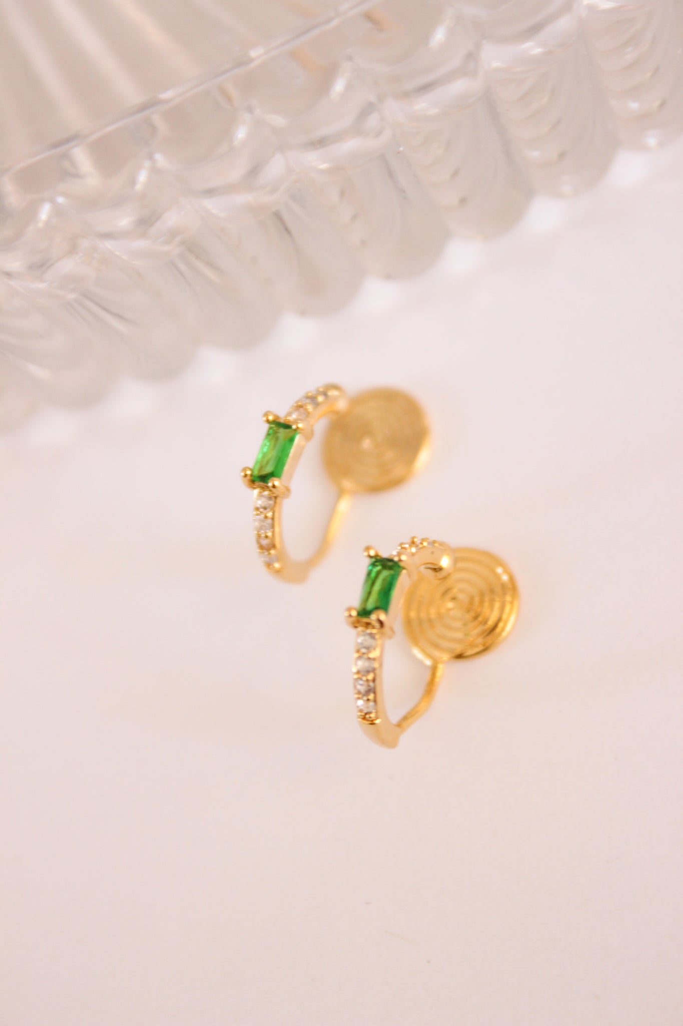 Avery: Gold Press-On, Clip-On Earring