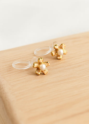 Lily: Gold Clip-On Studs