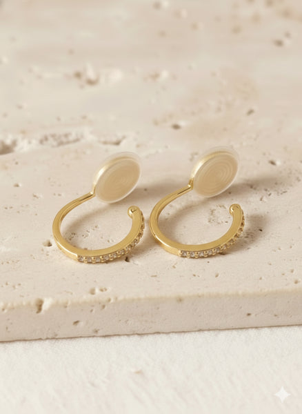 Monroe: Gold Clip-On Earring