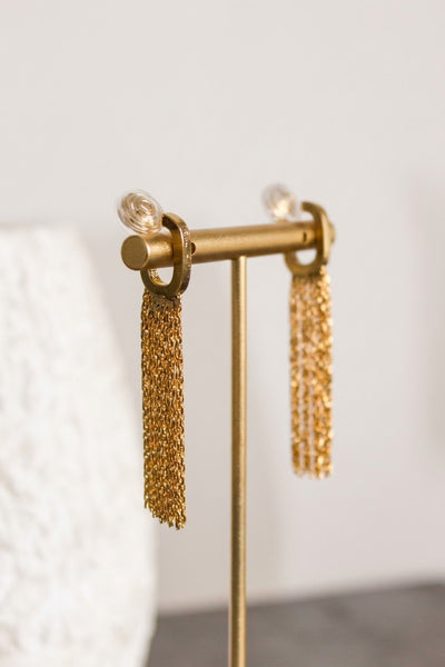 Amanda: Gold Clip-On Earring