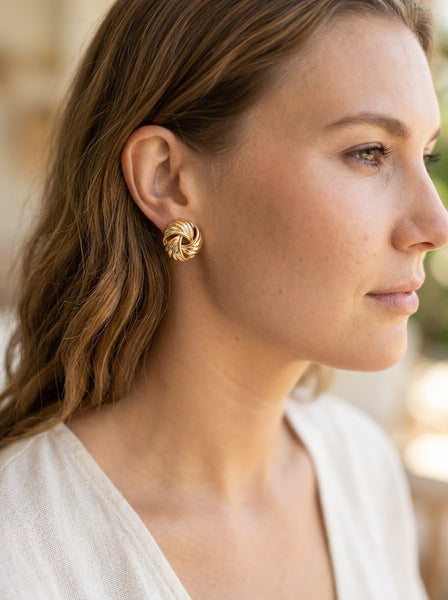 Susan: Gold Clip-On Earring