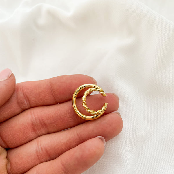 Dorothy - Gold Ear Cuff