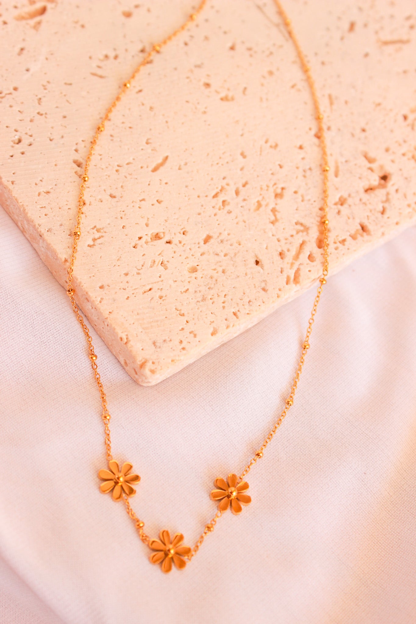 Lolly: Necklace