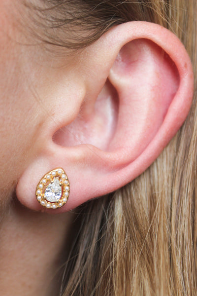 Thea: Gold Clip-On Studs