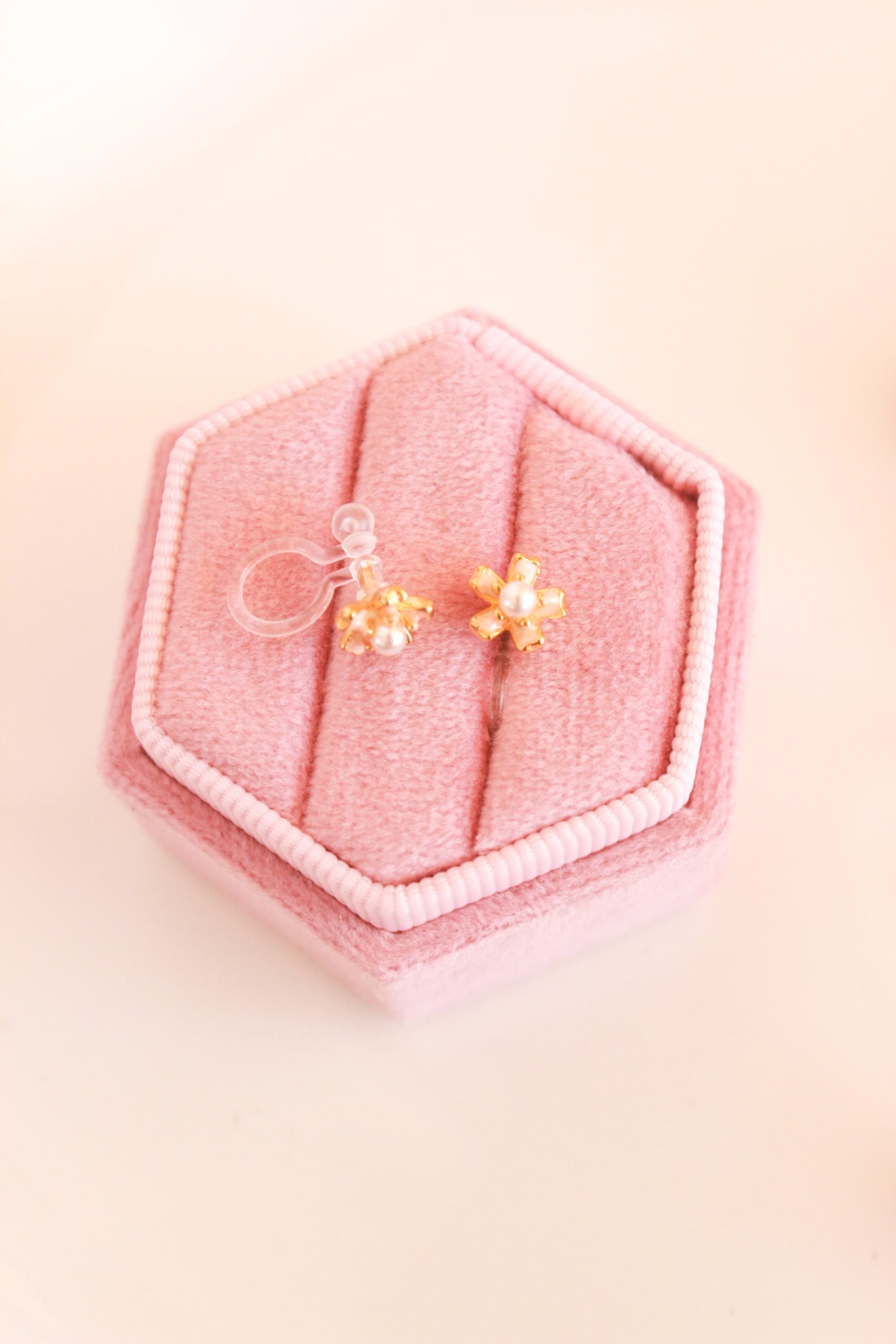 Lily: Gold Clip-On Studs