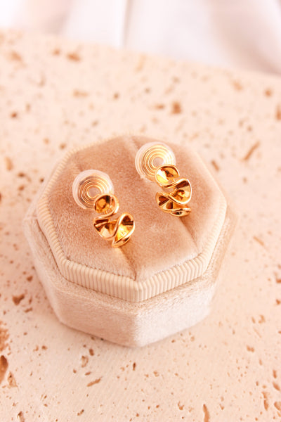 Phoebe: Gold Press-On, Clip-On Earring