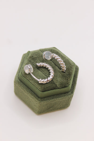 Sara: Silver Clip-On Earring