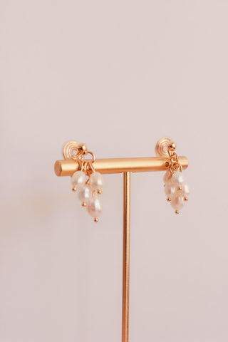 Savvy: Gold Press-On, Clip-On Earring