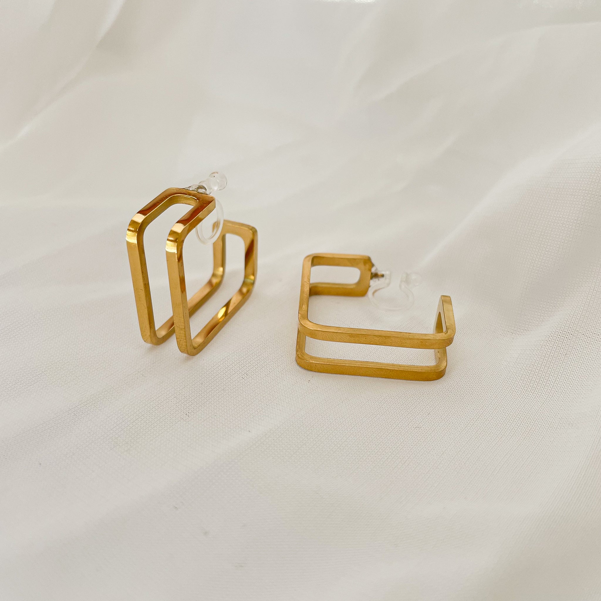 Evie - Gold Clip-On Earrings