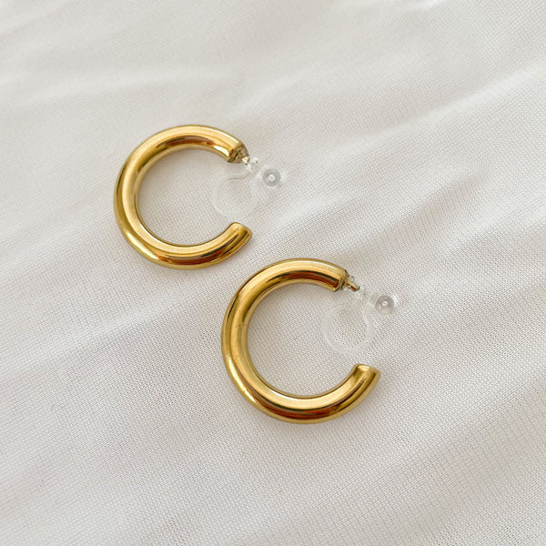 Cindy - 25mm Gold Clip-On Earrings