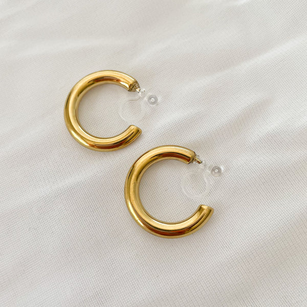 Cindy - 25mm Gold Clip-On Earrings