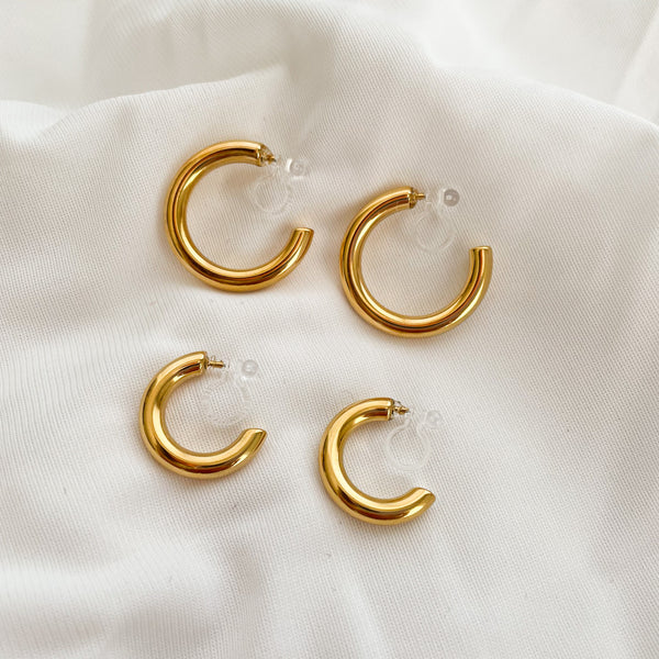 Kelly - 15MM Gold Clip-On Earrings