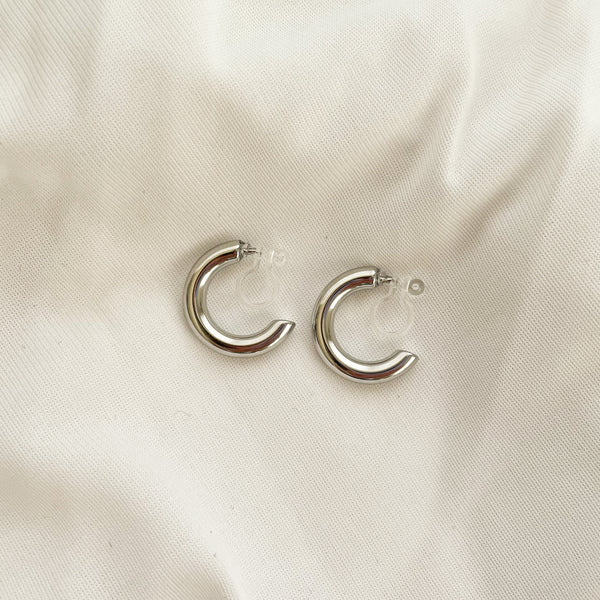 Alayna - 20mm Silver Clip-On Earrings