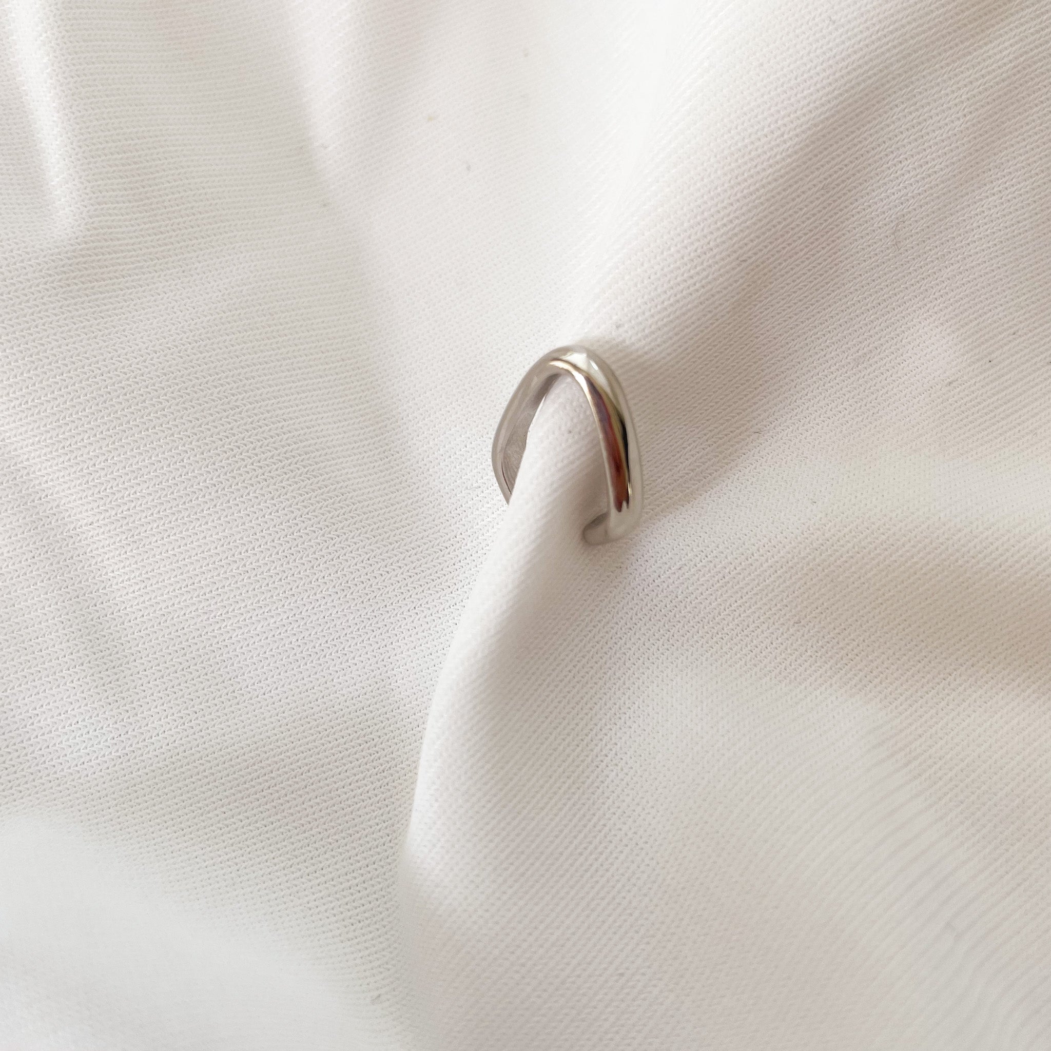 Olivia - Silver Ear Cuff