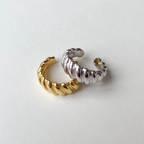 Christina - Gold Ear Cuff