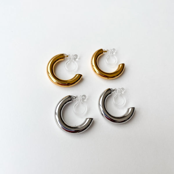 Kelly - 15MM Gold Clip-On Earrings