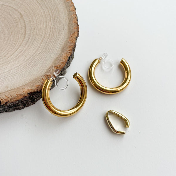 Olive - Gold Ear Cuff