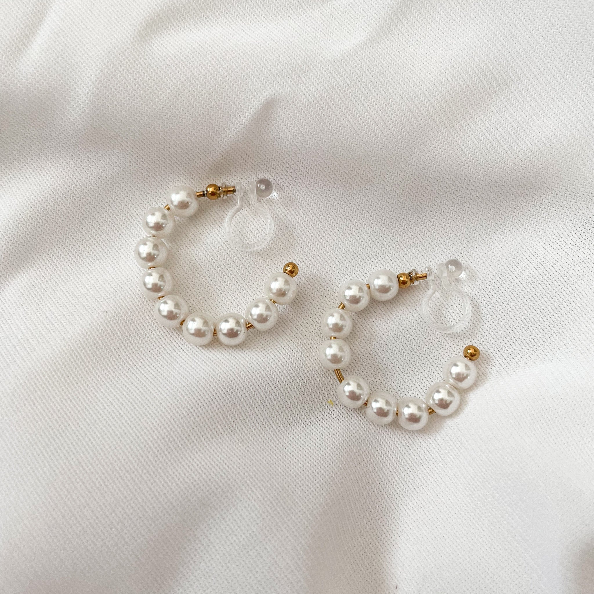Sandy: 22MM Gold Clip-On Earrings