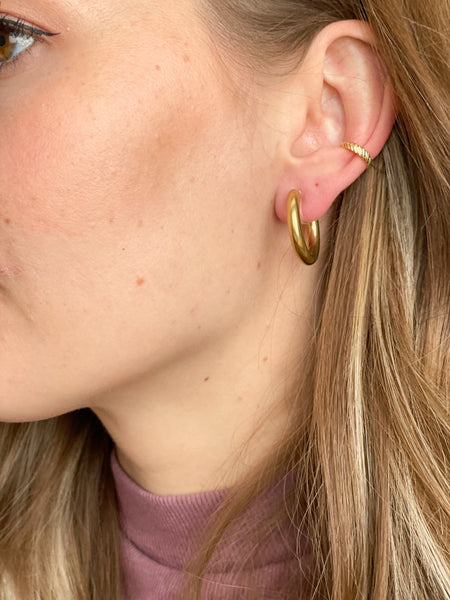Cindy - 25mm Gold Clip-On Earrings
