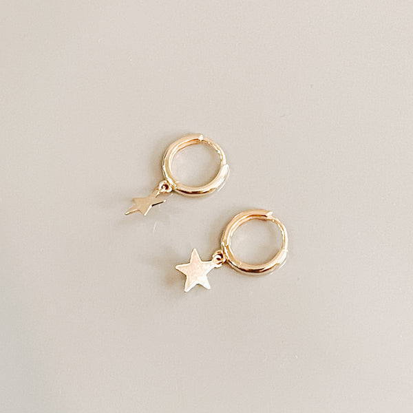 8mm Star Huggie
